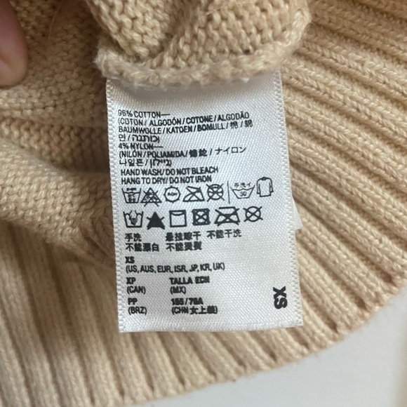 American Apparel Crop Sweater - Picture 2 of 4